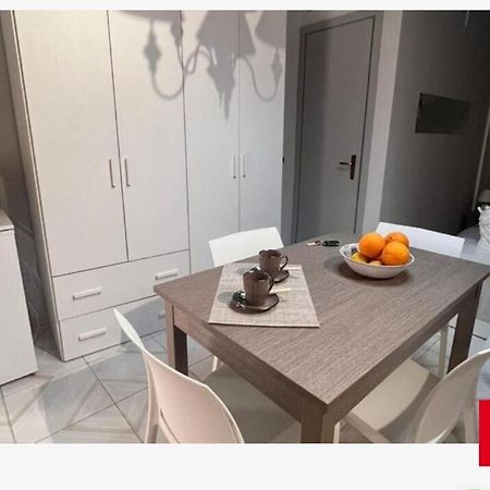Casa Vacanze La Rocca 2 Apartment Palermo Ngoại thất bức ảnh
