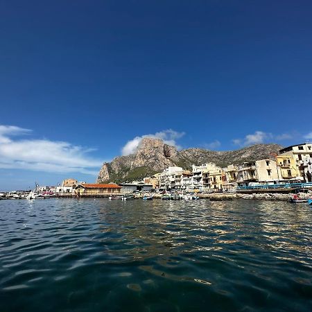 Casa Vacanze La Rocca 2 Apartment Palermo Ngoại thất bức ảnh