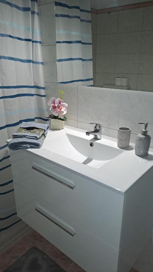Casa Vacanze La Rocca 2 Apartment Palermo Ngoại thất bức ảnh