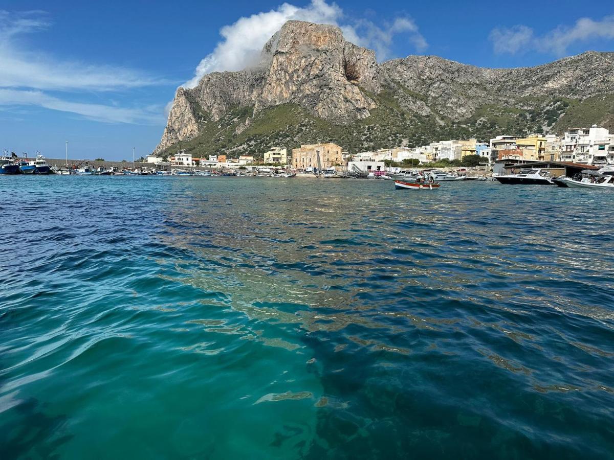 Casa Vacanze La Rocca 2 Apartment Palermo Ngoại thất bức ảnh