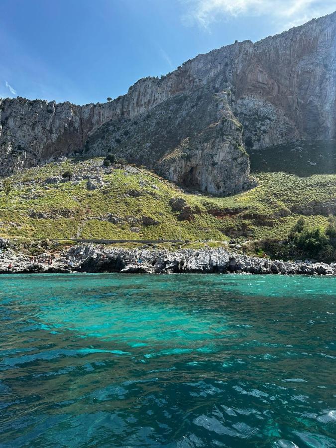 Casa Vacanze La Rocca 2 Apartment Palermo Ngoại thất bức ảnh