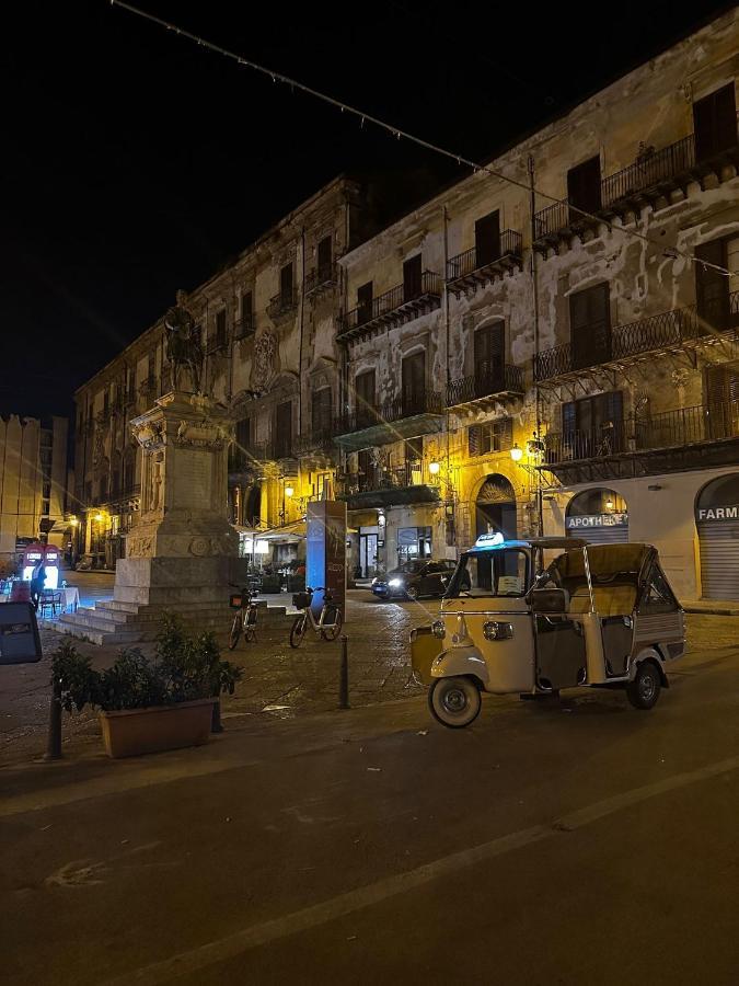 Casa Vacanze La Rocca 2 Apartment Palermo Ngoại thất bức ảnh